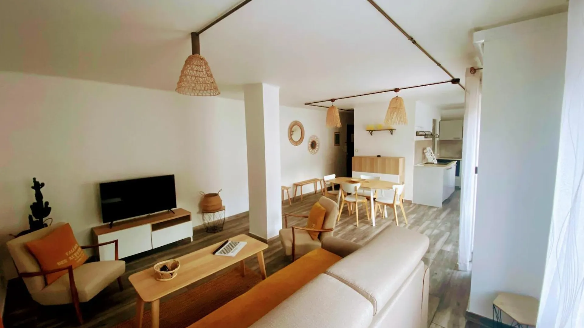 Apartment Une Calanque Au Coeur De La Ville Marseille France