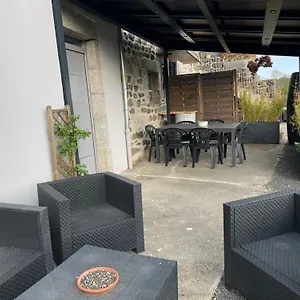 Fontanies En Aubrac Hébergement de vacances Laguiole